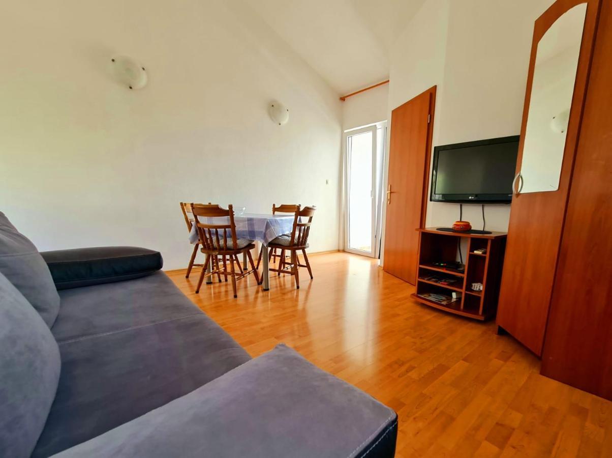 Apartments Silvana Trogir Exterior photo